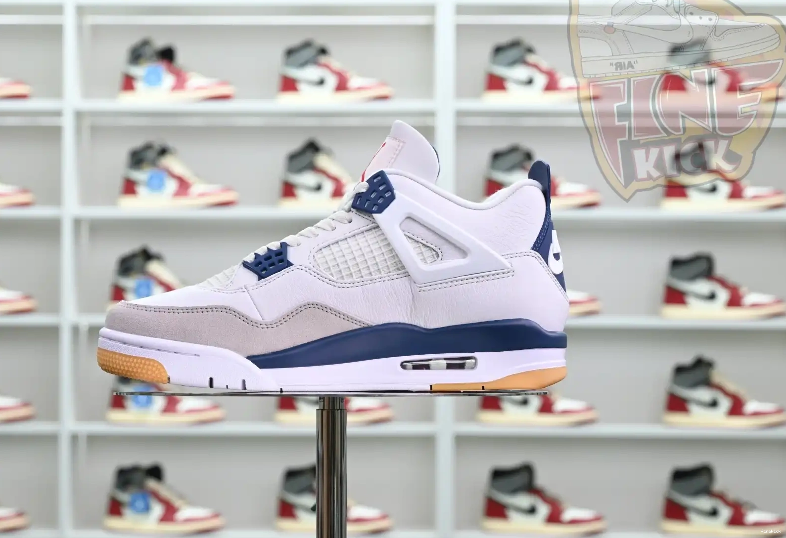 Jordan Air Jordan SB “NAVY” 4 0402